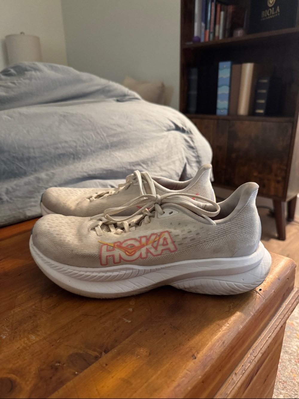 Women’s Hoka Mach 6 Shoes